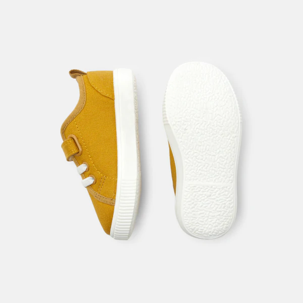 Chaussures en toile jaune bébé garçon