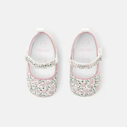 Ballerines en coton fleuri...