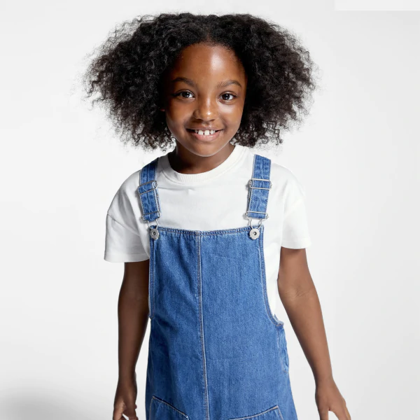 Robe-salopette en jean bleue fille